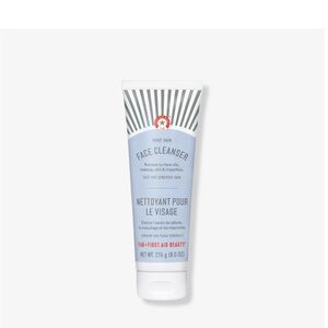 First Aid Beauty Pure Skin Face Cleanser - White and Blue